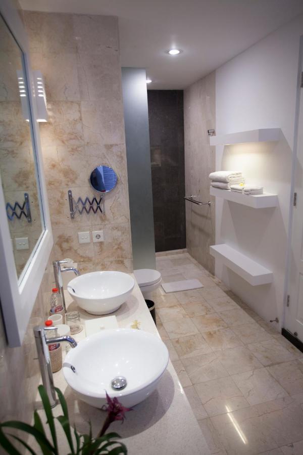 Lakshmi Luxury Villas, Walk To The Beach And Seminyak Shopping Екстер'єр фото